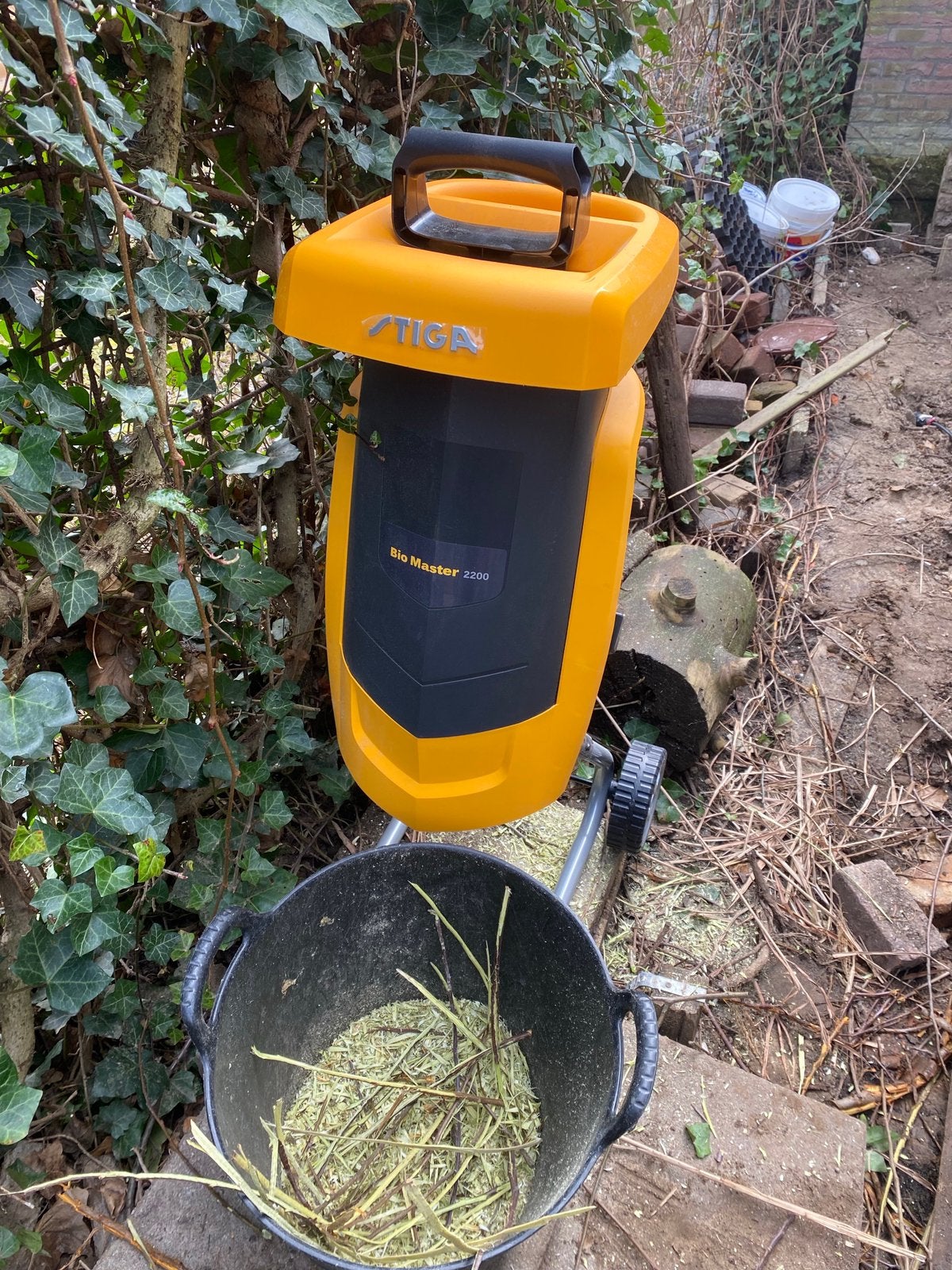 Stiga Bio Master 2200 versnipperaar, Tuin en Terras, Hakselaars, Ophalen, Zo goed als nieuw