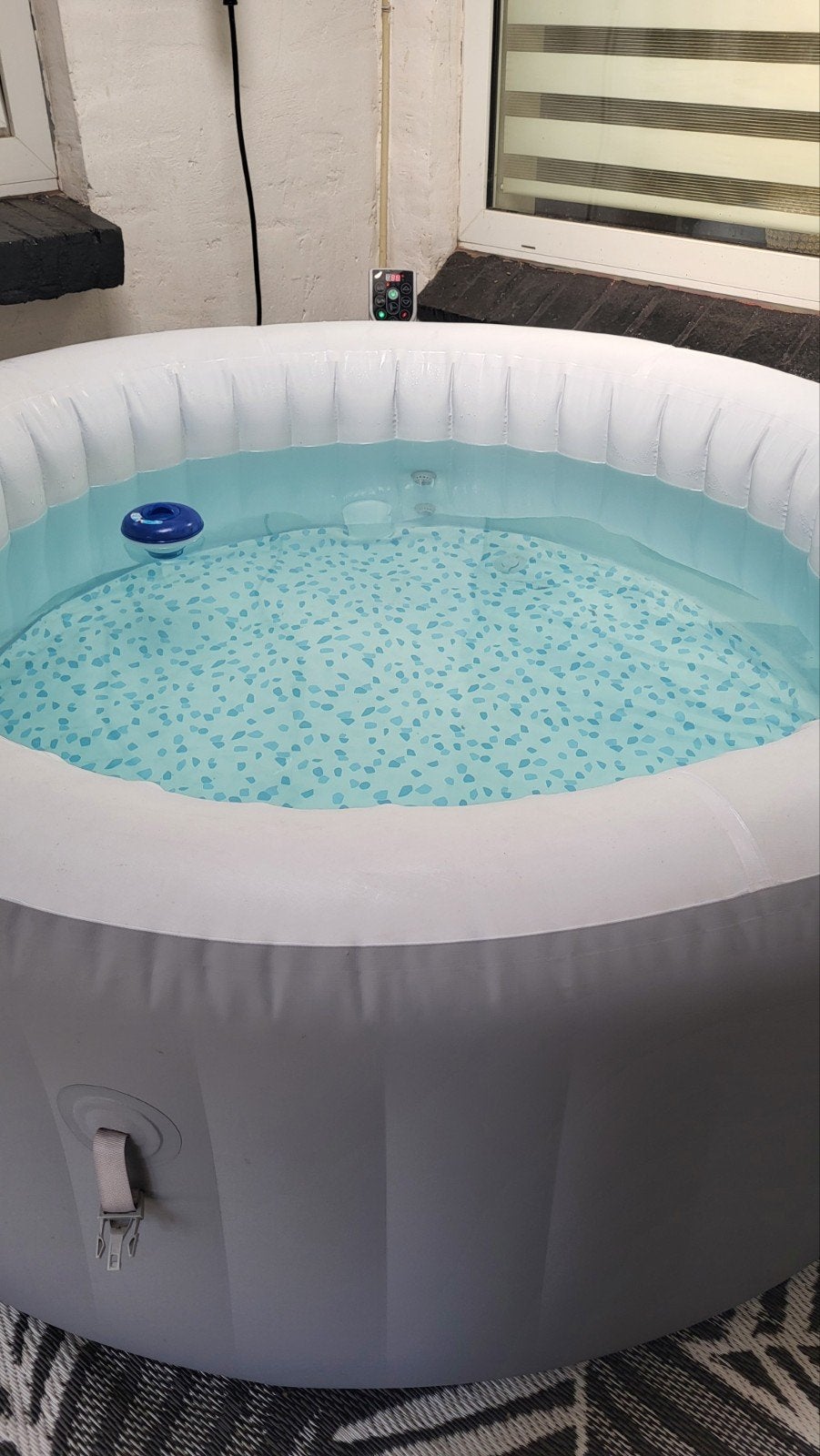 Jacuzzi opblaasbaar, Ophalen of Verzenden, Zo goed als nieuw