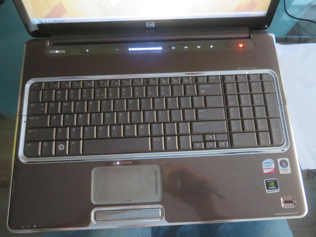 HP pavilion DV7 windows VISTA, Computers en Software, Windows Laptops, Ophalen, Gebruikt, 2 tot 3 Ghz, Qwerty