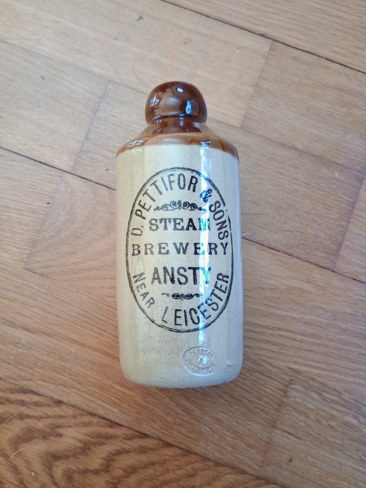 Antieke D. Pettifor & Sons stenen fles, 1810, Ophalen