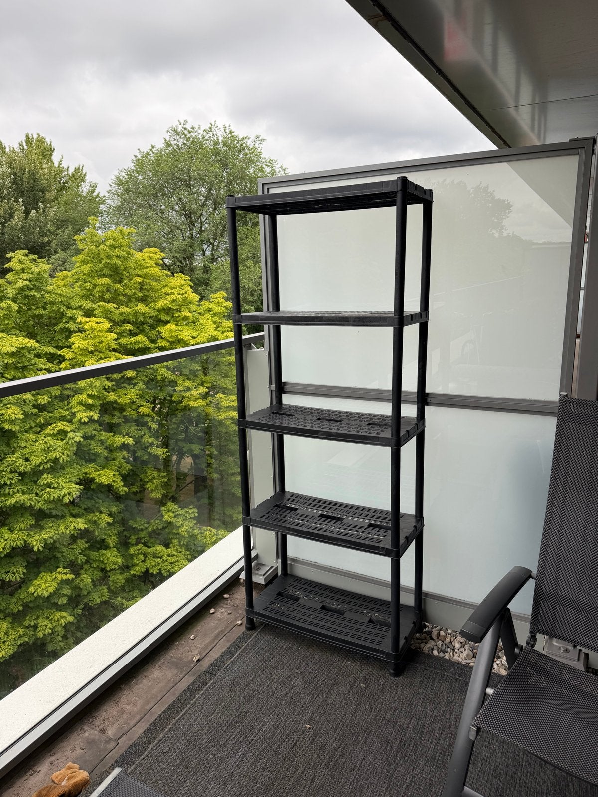 Zwart kunststof opbergrek met 5 planken, Huis en Inrichting, Kasten | Stellingkasten, Ophalen, Gebruikt