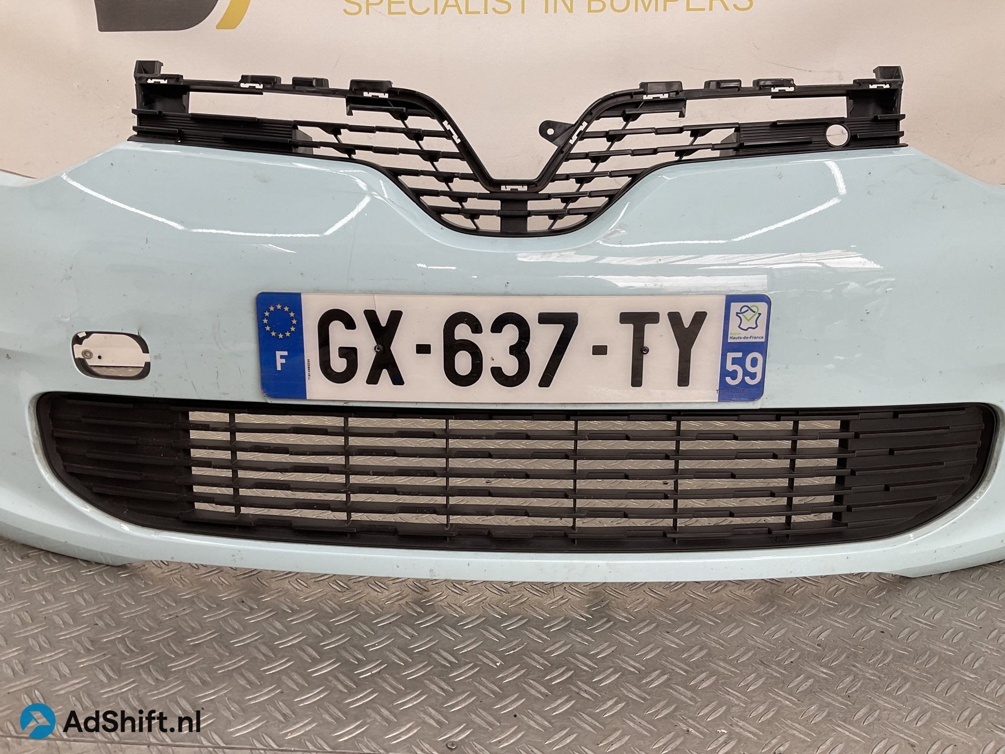 BUMPER Renault Twingo 4 2019-2024 622546033R VOORBUMPER F3-2, Auto-onderdelen, Carrosserie en Plaatwerk, Bumper