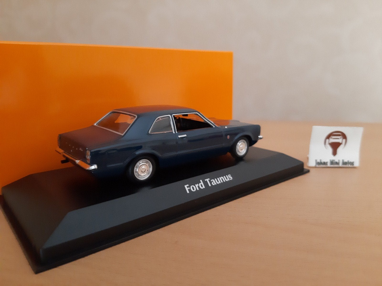 Ford Taunus TC1 sedan 1970 Blauw van Maxichamps 1:43, Overige merken, Auto, Nieuw, Ophalen of Verzenden