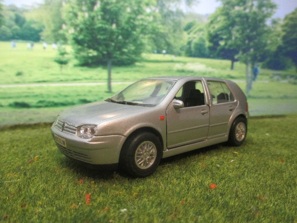 1/36 Volkswagen Golf 4 GTi 5-deurs, Ophalen of Verzenden, Zo goed als nieuw, Auto, Overige merken