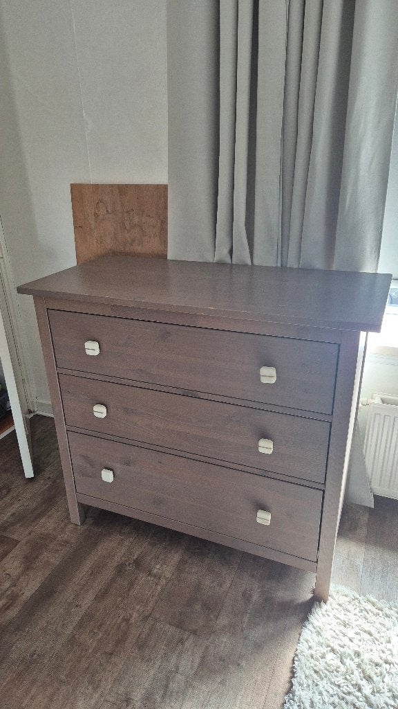 Hemnes ladekast met 3 laden, Huis en Inrichting, Kasten | Ladekasten, Ophalen, Gebruikt, 100 tot 150 cm, 3 of 4 laden