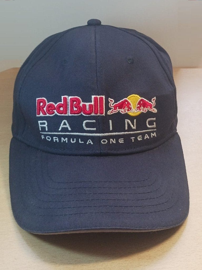 Red Bull Racing cap Formula One Team, Ophalen of Verzenden, Zo goed als nieuw, Formule 1