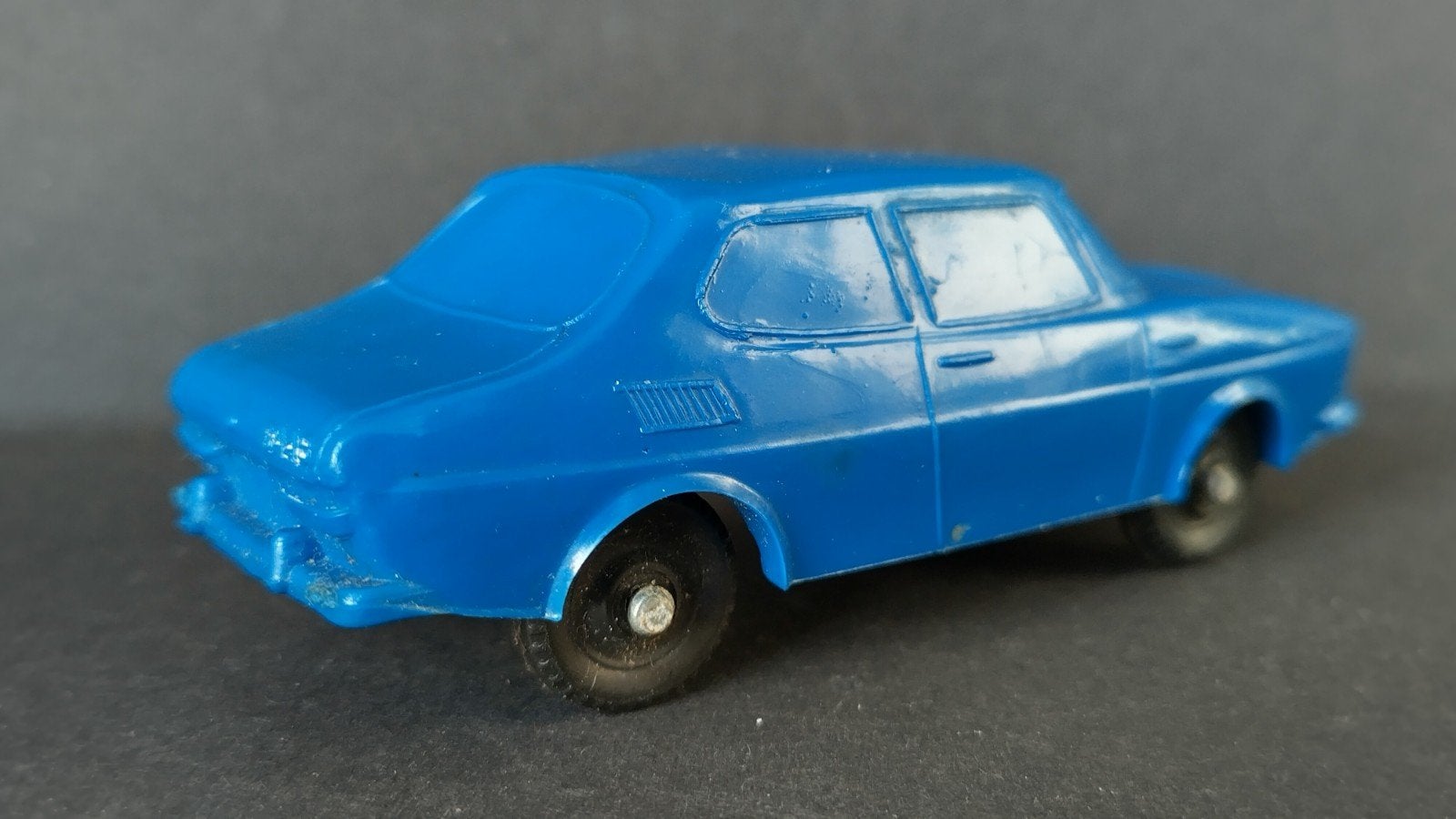 Saab 99 1:43 Galanite Vinyl Pol, Overige merken, Auto, Verzenden, .