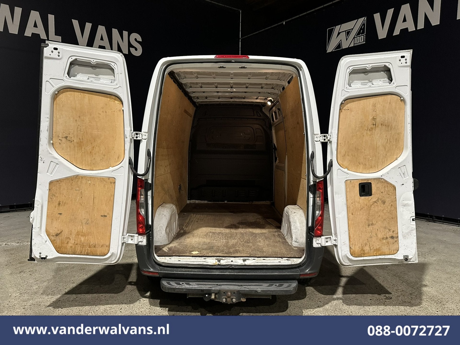 Mercedes-Benz Sprinter 314 CDI L2H2 Euro6 Airco | Trekhaak B, Voorwielaandrijving, Dealer onderhouden, Stof, 2000 kg