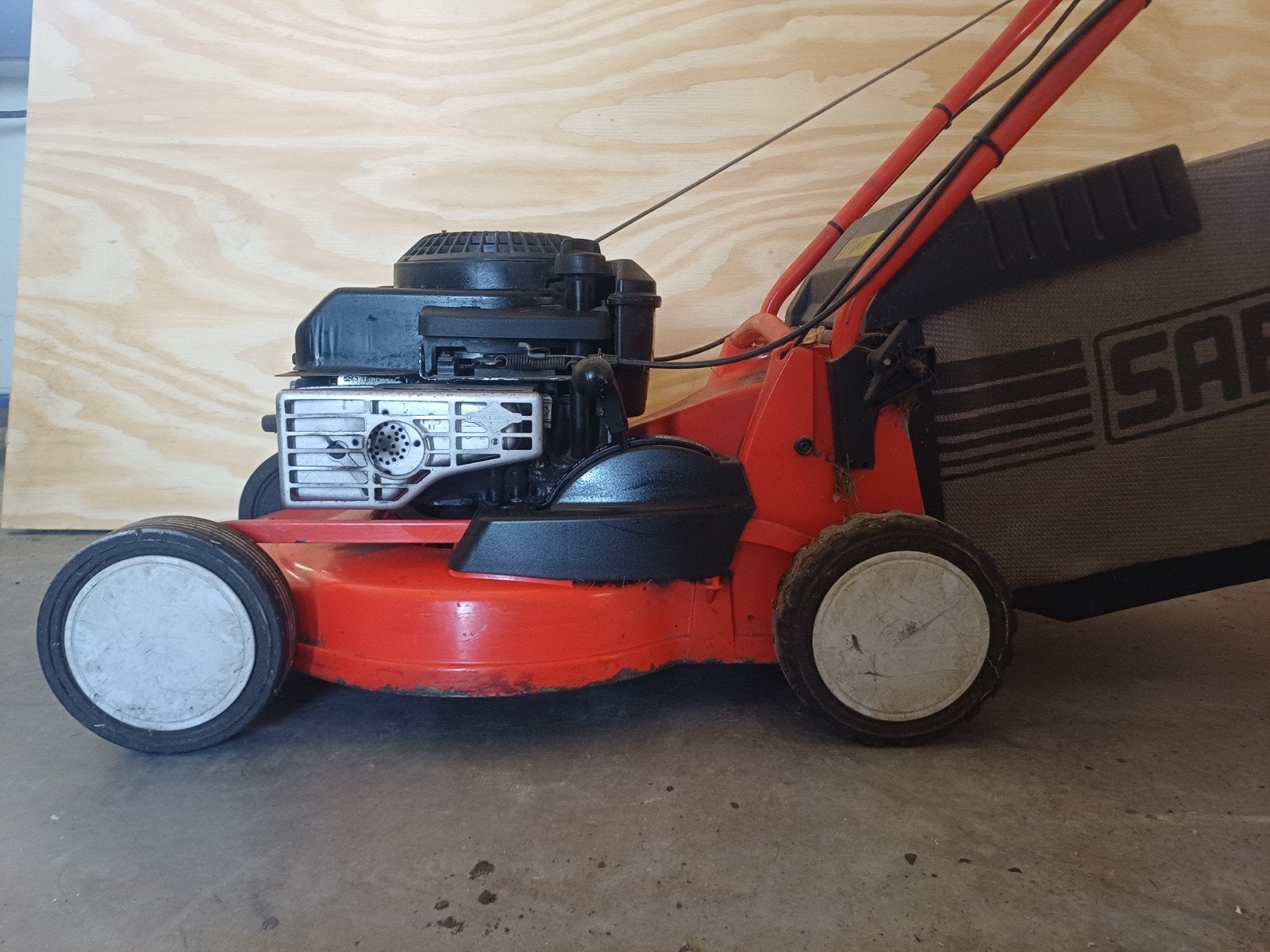 SABO grasmaaier met opvangbak., Cirkelmaaier, Gebruikt, Benzine-grasmaaier, 40 t/m 49 cm