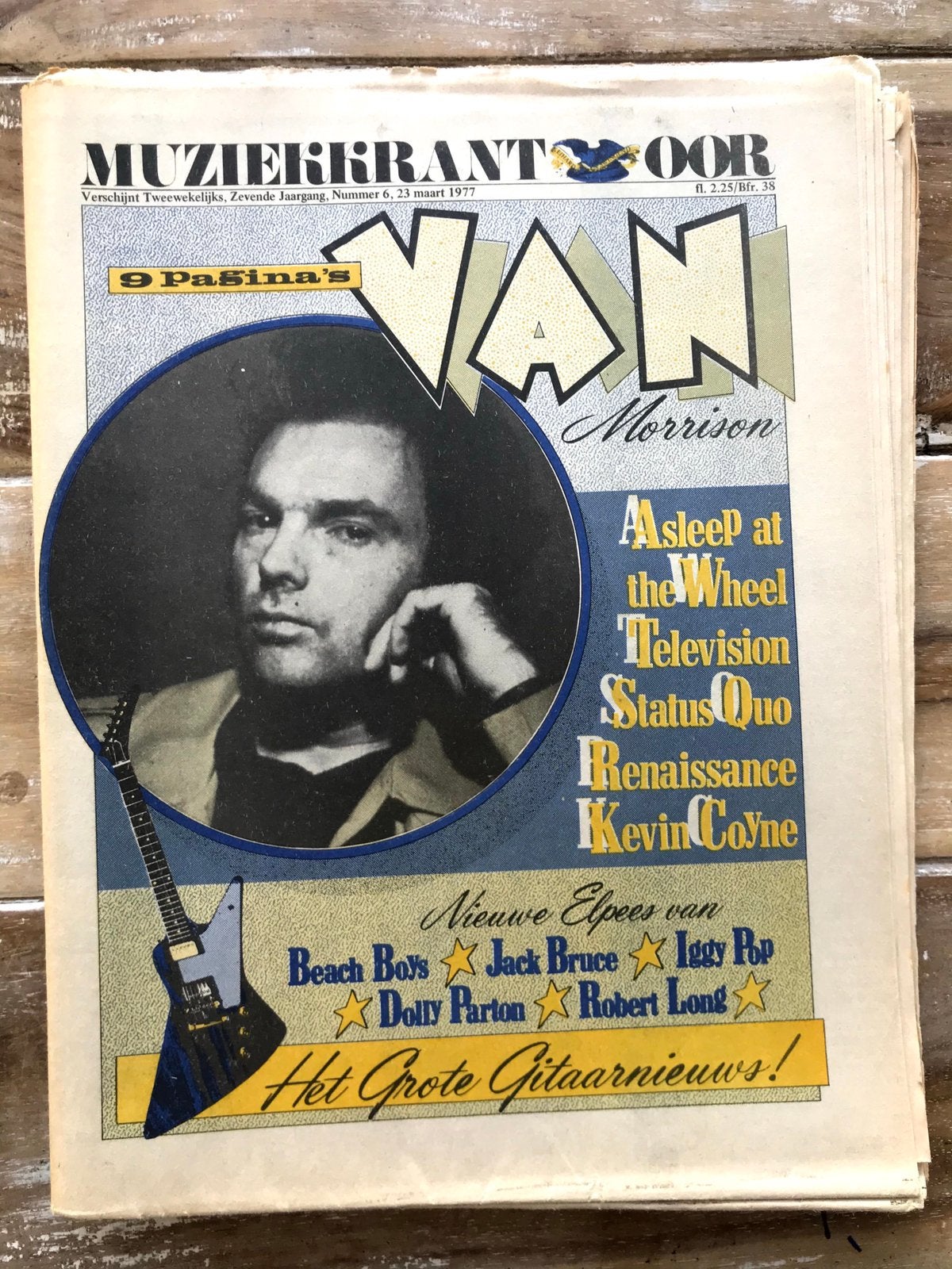 Muziekkrant OOR 1977 VAN MORRISON Status Quo BRYAN FERRY, Ophalen of Verzenden, Zo goed als nieuw, Muziek, Film of Tv