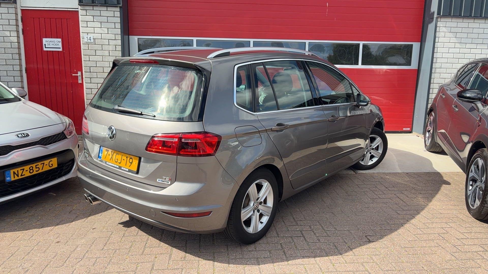 Volkswagen Golf Sportsvan 1.4 TSI Highline AUTOMAAT / PDC V+, 125 pk, Gebruikt, 4 cilinders, 1283 kg