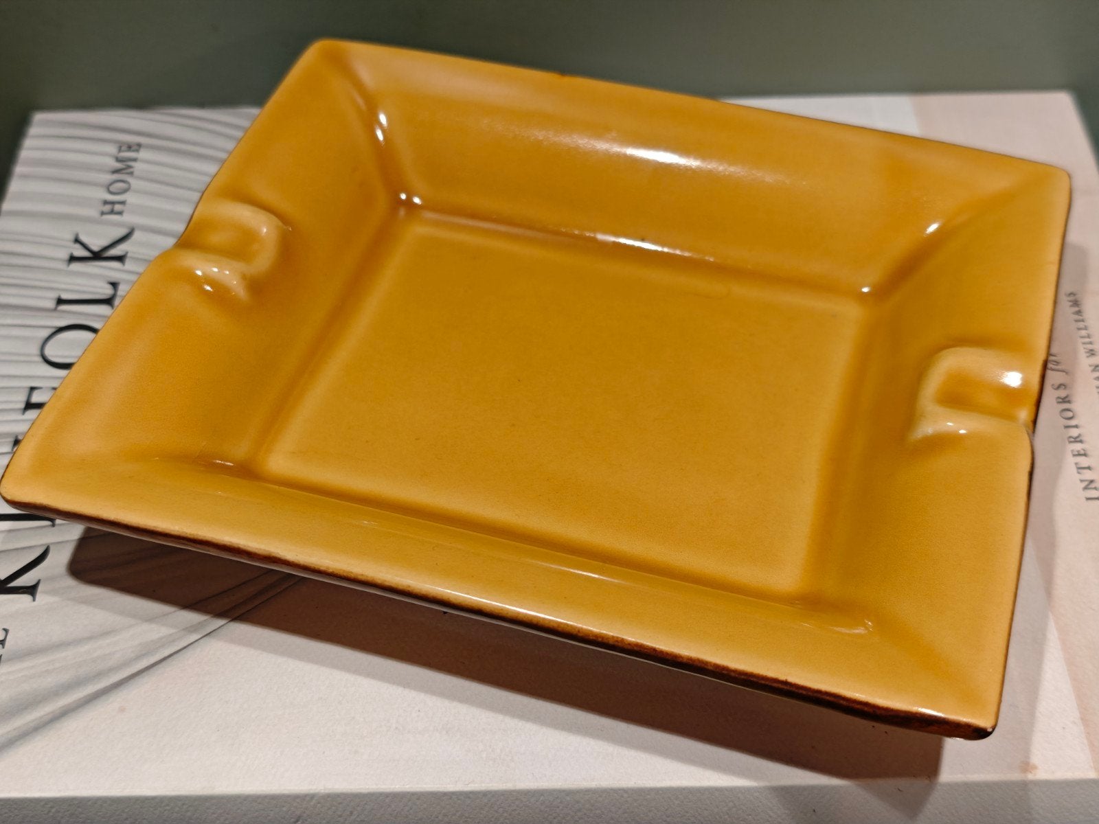 Vintage okergele Franse asbak - Poterie Milon de Dieulefit, Ophalen of Verzenden