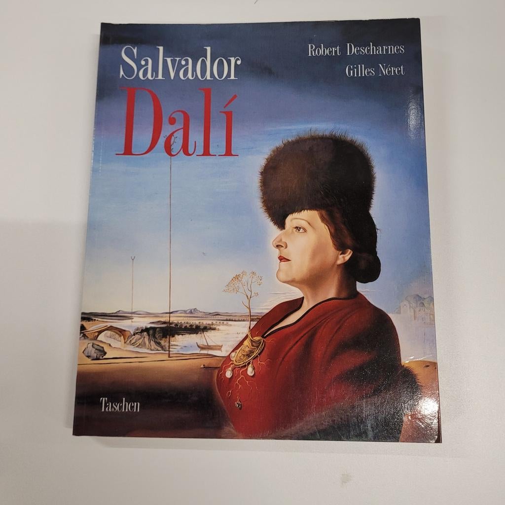Salvador Dalí - Robert Descharnes & Gilles Néret (Taschen), Boeken, Ophalen of Verzenden, Zo goed als nieuw, Schilder- en Tekenkunst