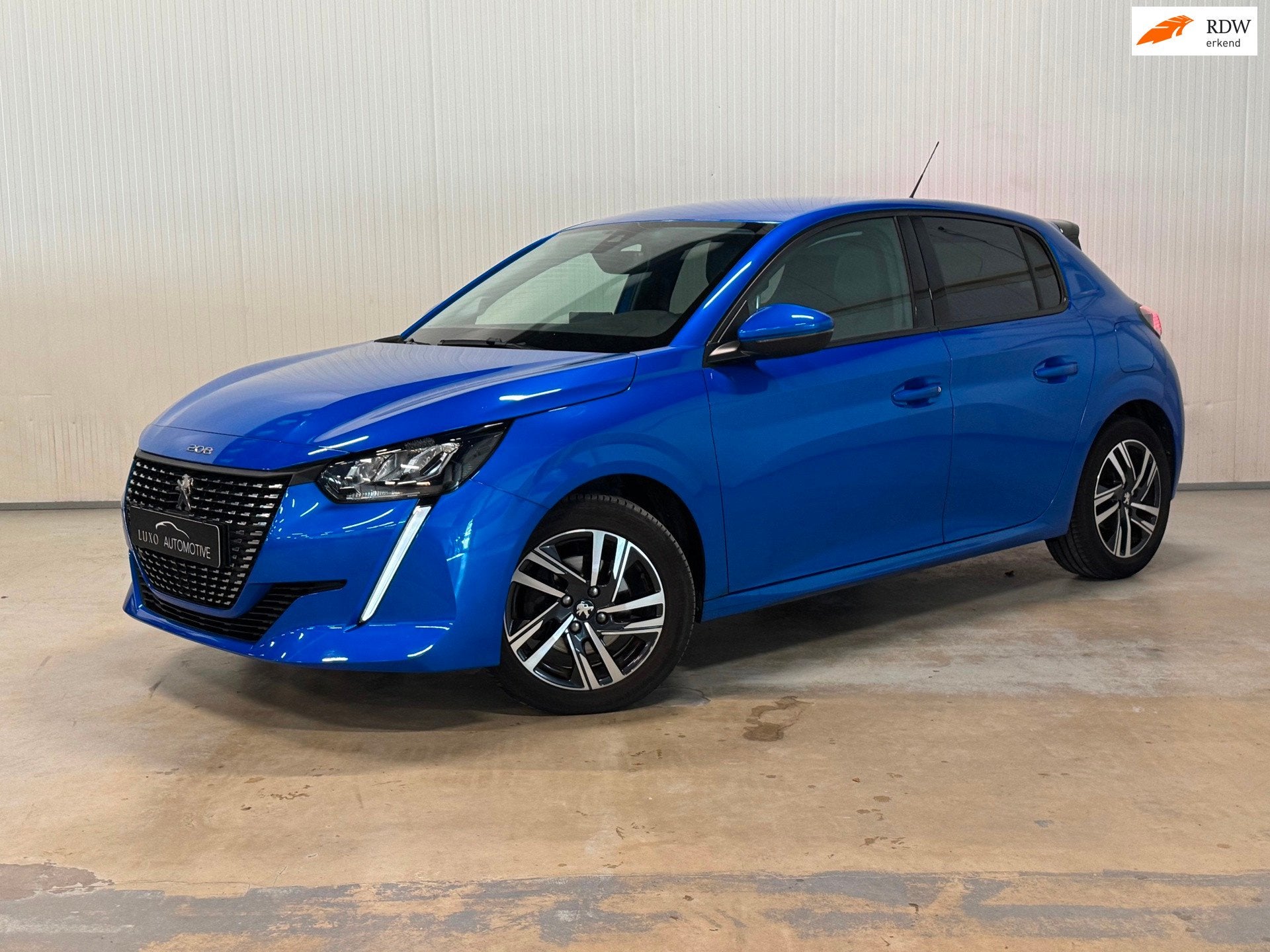 Peugeot 208 1.2 PureTech Allure | CAMERA | CARPLAY | LED | D, Dealer onderhouden, 101 pk, Gebruikt, Euro 6
