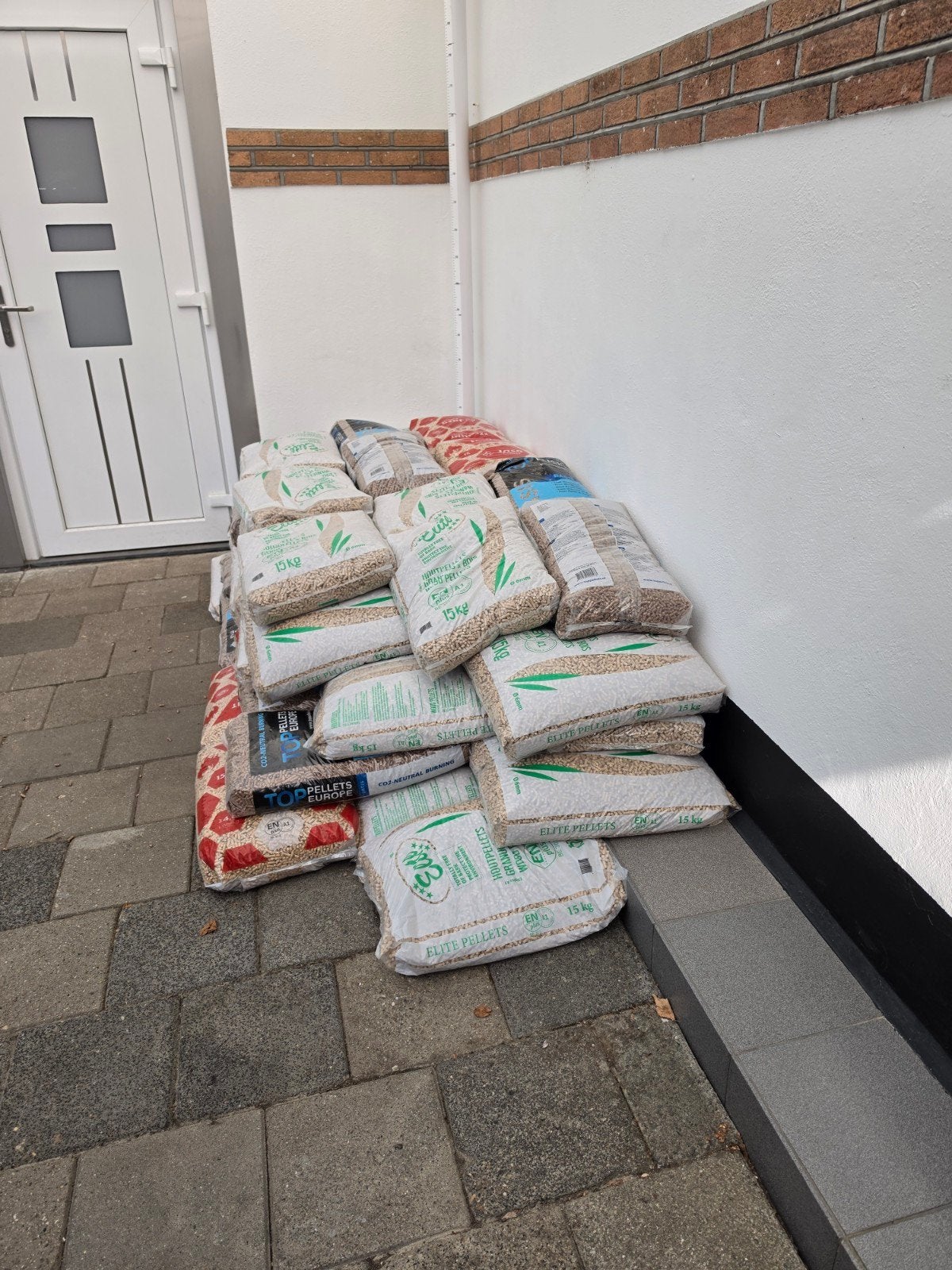 Houtpellets 15 kg zakken, Tuin en Terras, 3 tot 6 m³, Ophalen, Overige houtsoorten, Blokken
