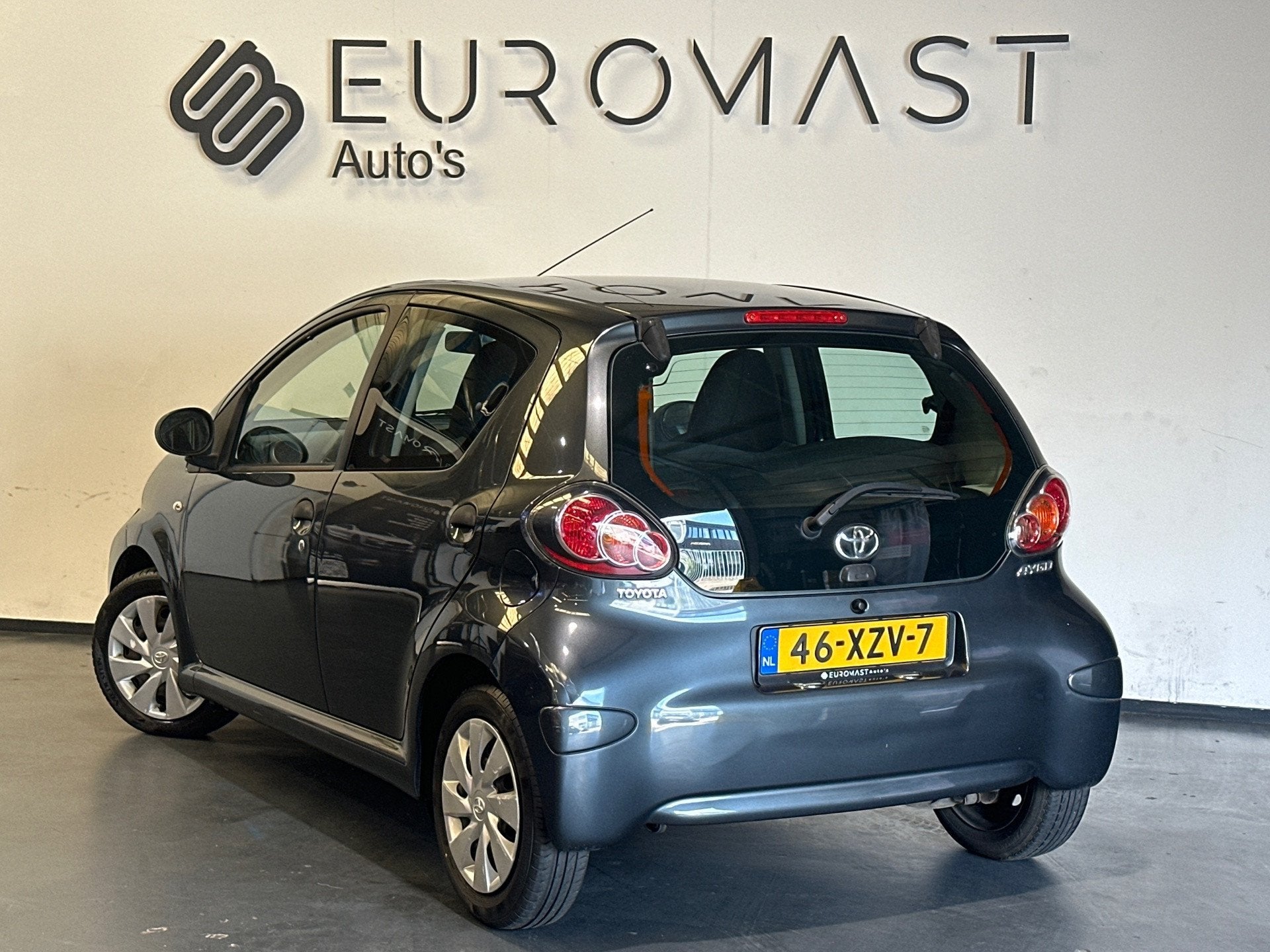 Toyota Aygo 1.0 VVT-i Comfort Airco | 5deurs | Nieuw apk | N, Auto's, Voorwielaandrijving, Euro 5, Gebruikt, Emergency brake assist