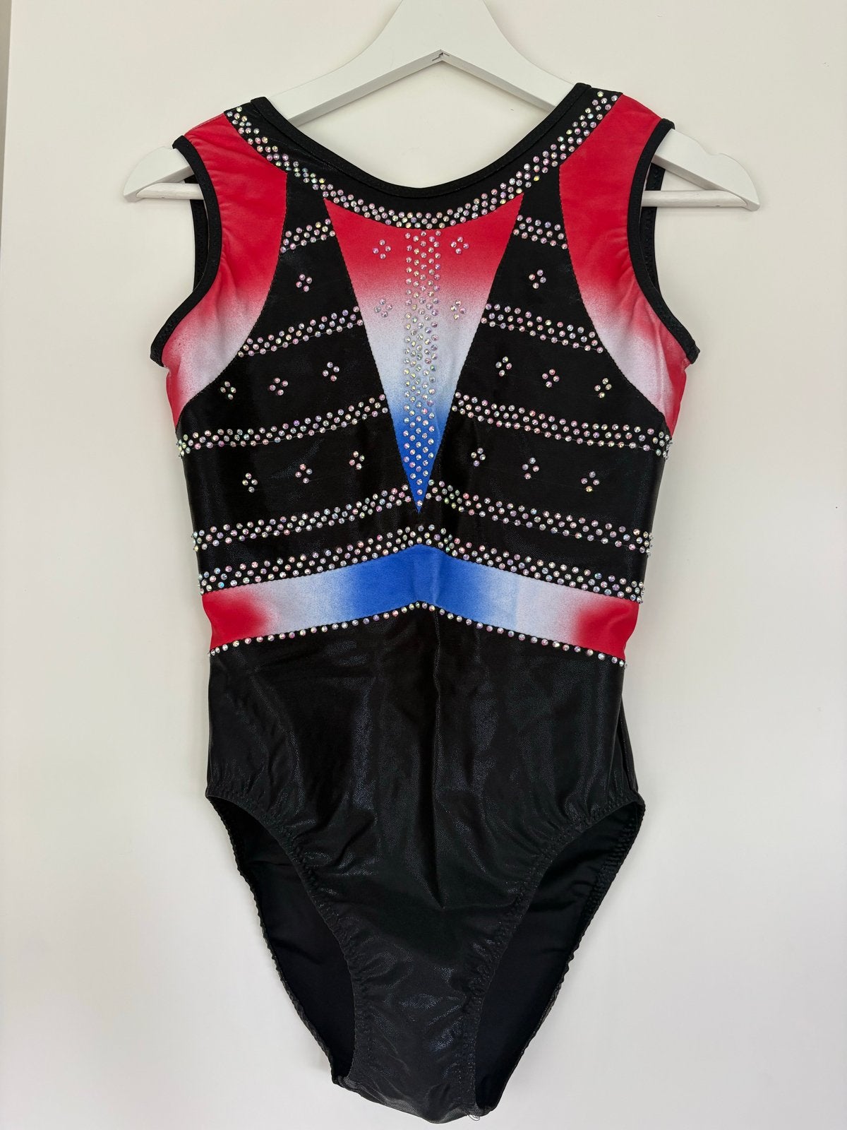 Turnpakje met broekje - Zwart, rood, wit, blauw, Sport en Fitness, Turnen, Meerkleurig, Maat 36 t/m 42, Ophalen of Verzenden, Zo goed als nieuw
