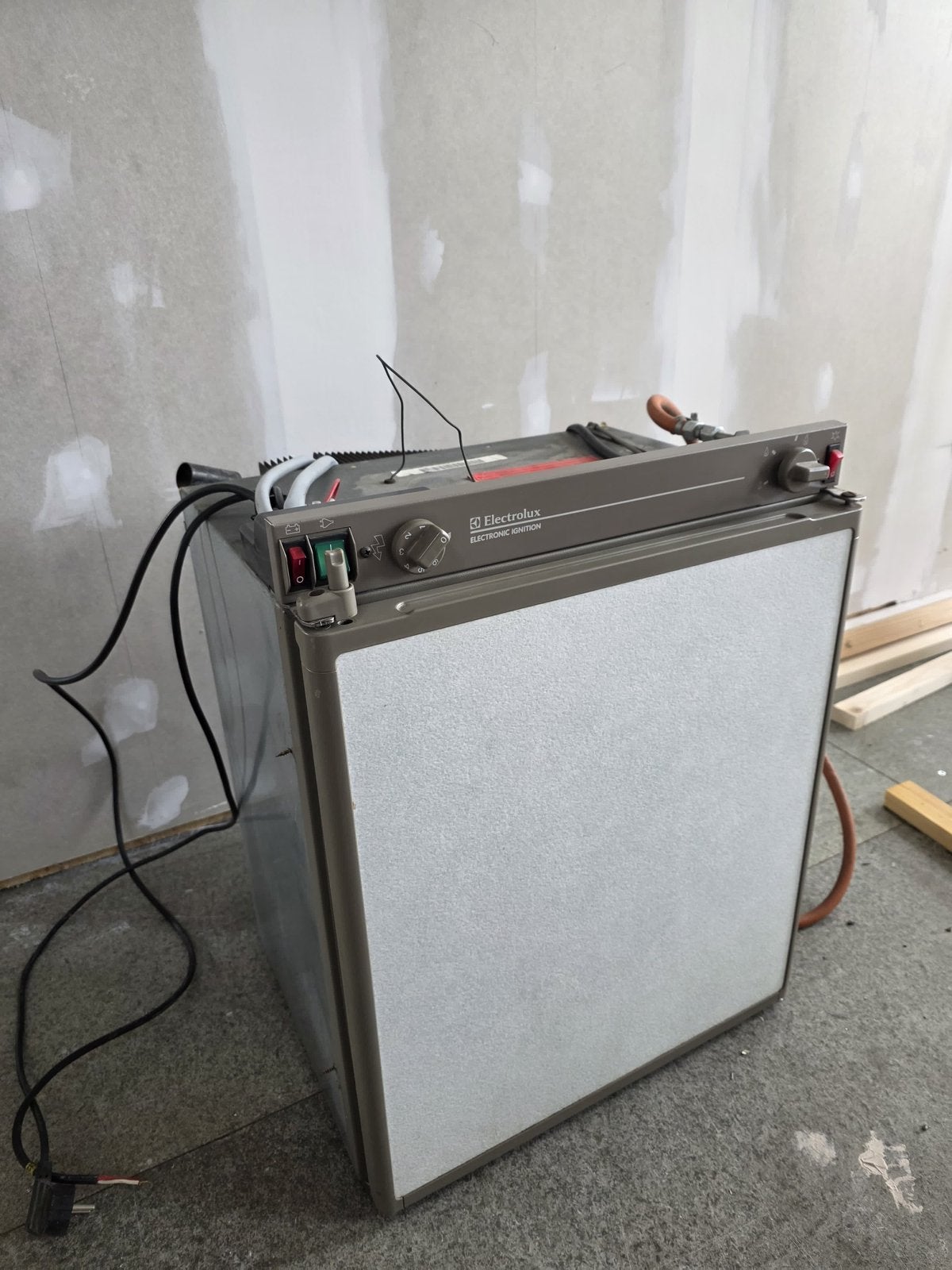 Electrolux RM4211 3-way Absorptie koelkast 60L-230V/12V/Gas, Gebruikt, Minder dan 85 cm, Ophalen of Verzenden, Minder dan 75 liter