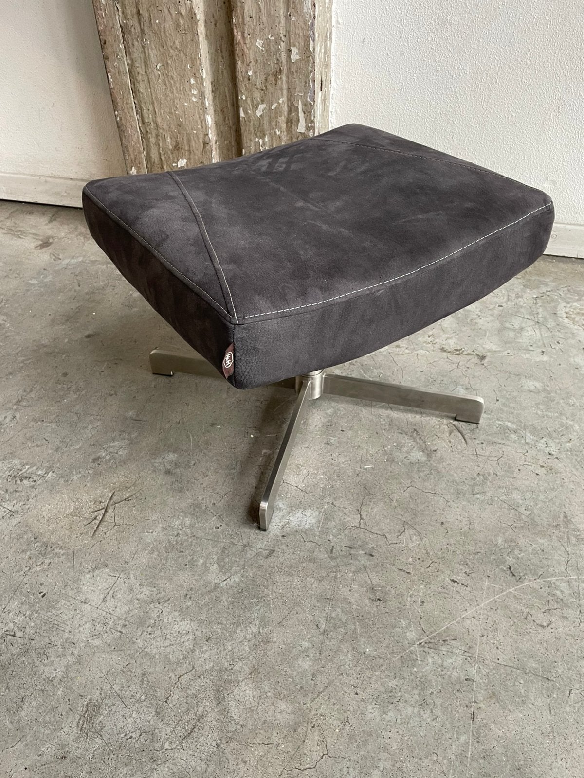 Poef leder h & h leder design henders & hazel, Ophalen, Minder dan 50 cm, ., 2de hands