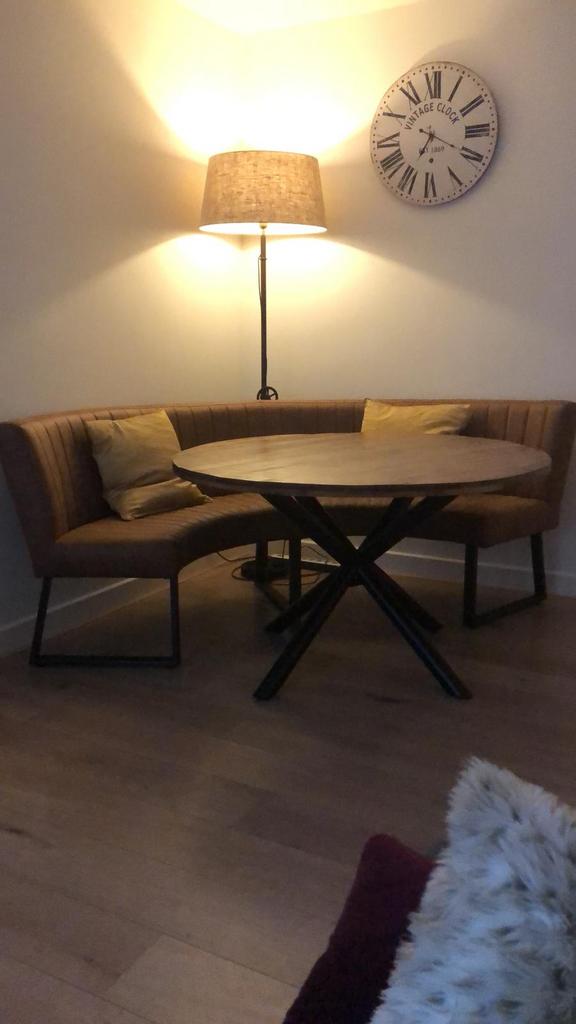 Eethoek met halfronde bank en mangohout tafel, Ophalen, Gebruikt, 100 tot 150 cm, Rond