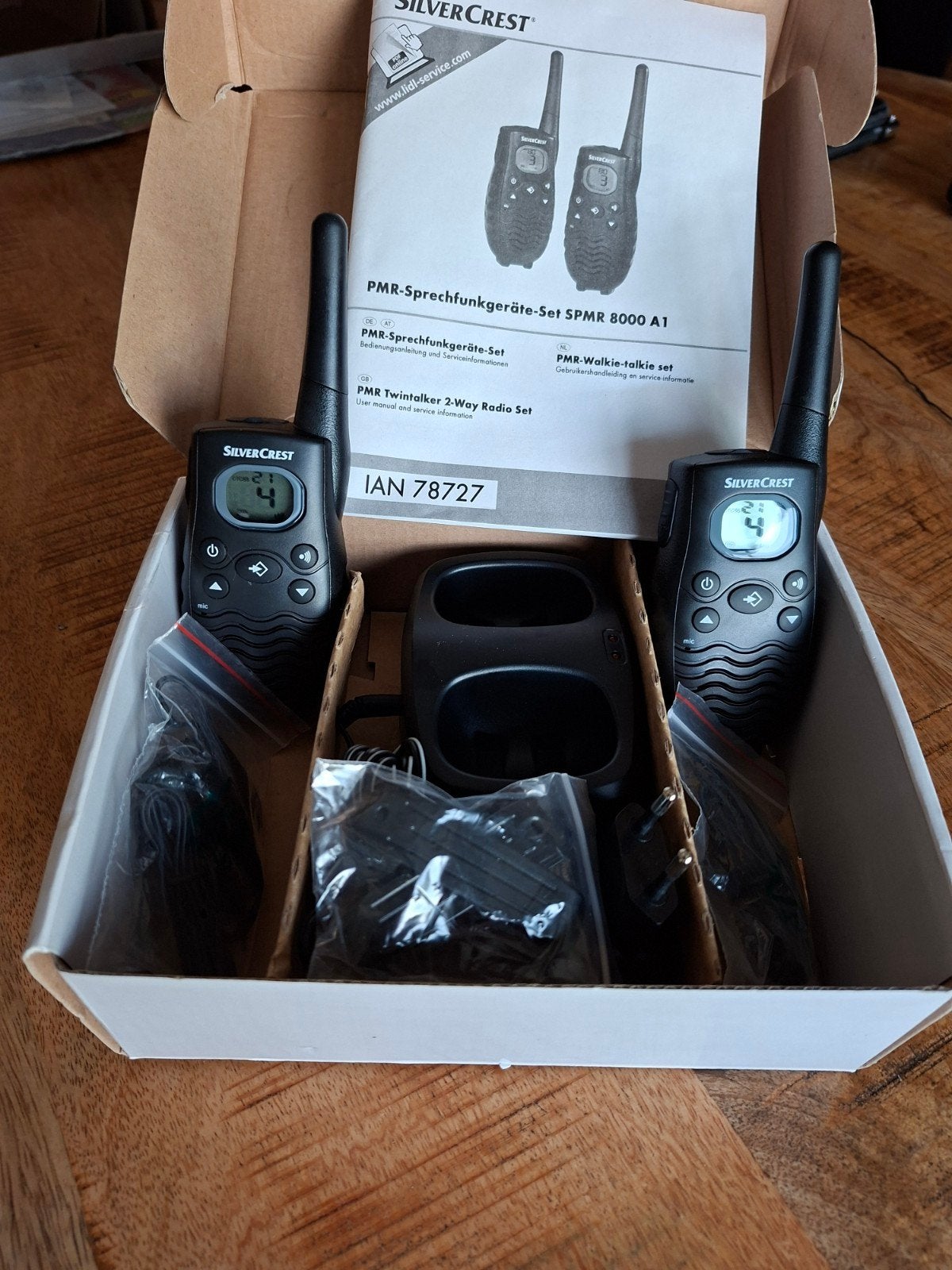 Walkie Talkie Set SilverCrest 8km Bereik - Z.G.A.N., Telecommunicatie, Ophalen of Verzenden, Zo goed als nieuw, 5 tot 15 km, Portofoon of Walkie-talkie