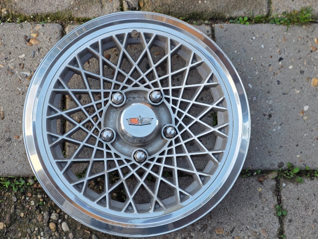 1 losse originele wieldop Chevrolet Caprice 15 inch, Ophalen of Verzenden, Gebruikt