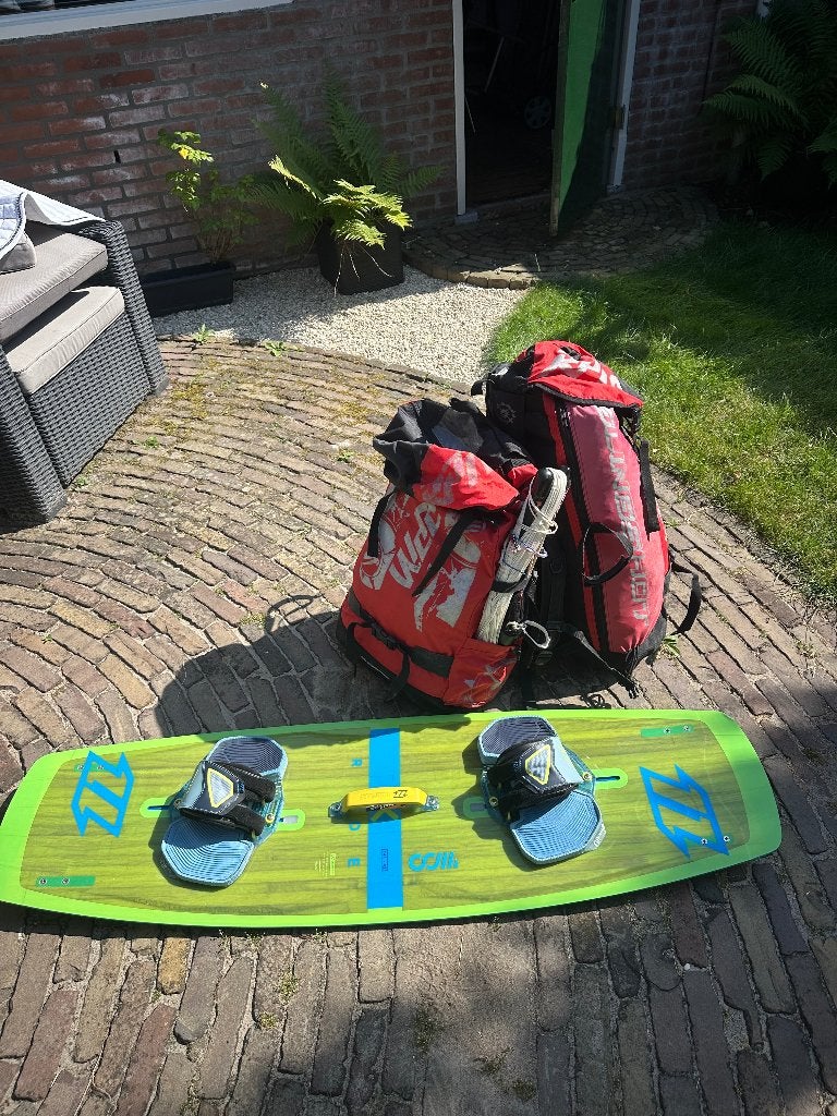 Kite slingshot set, Watersport en Boten, Kitesurfen, Ophalen, Gebruikt, Kitesurf-set, 10 m²