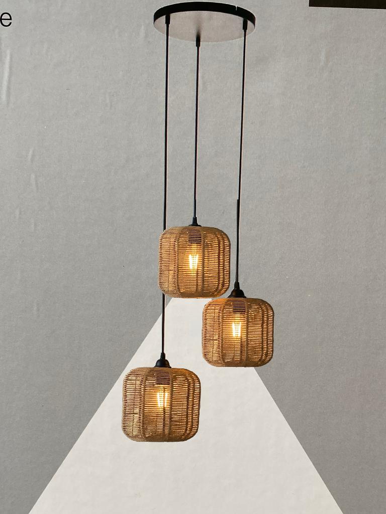 Hanglamp met rieten kappen, Huis en Inrichting, Ophalen of Verzenden, Nieuw, Overige materialen, 50 tot 75 cm