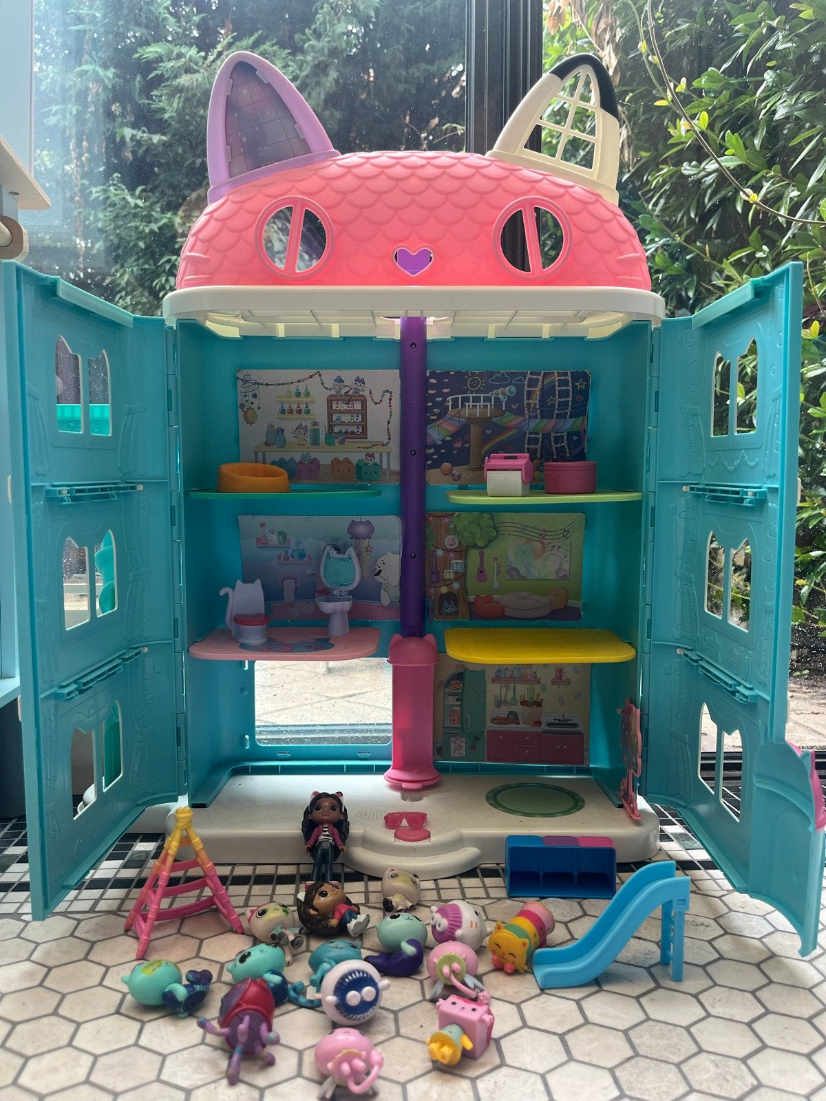 Gabby's Poppenhuis met accessoires en figuren, Ophalen of Verzenden, Zo goed als nieuw, Poppenhuis