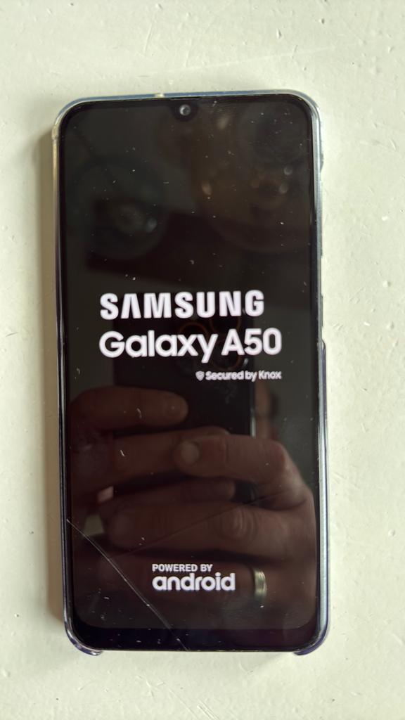 Samsung A50 - 128GB opslag, 4GB RAM, Telecommunicatie, Mobiele telefoons | Samsung, Gebruikt, Zwart, Touchscreen, Ophalen of Verzenden