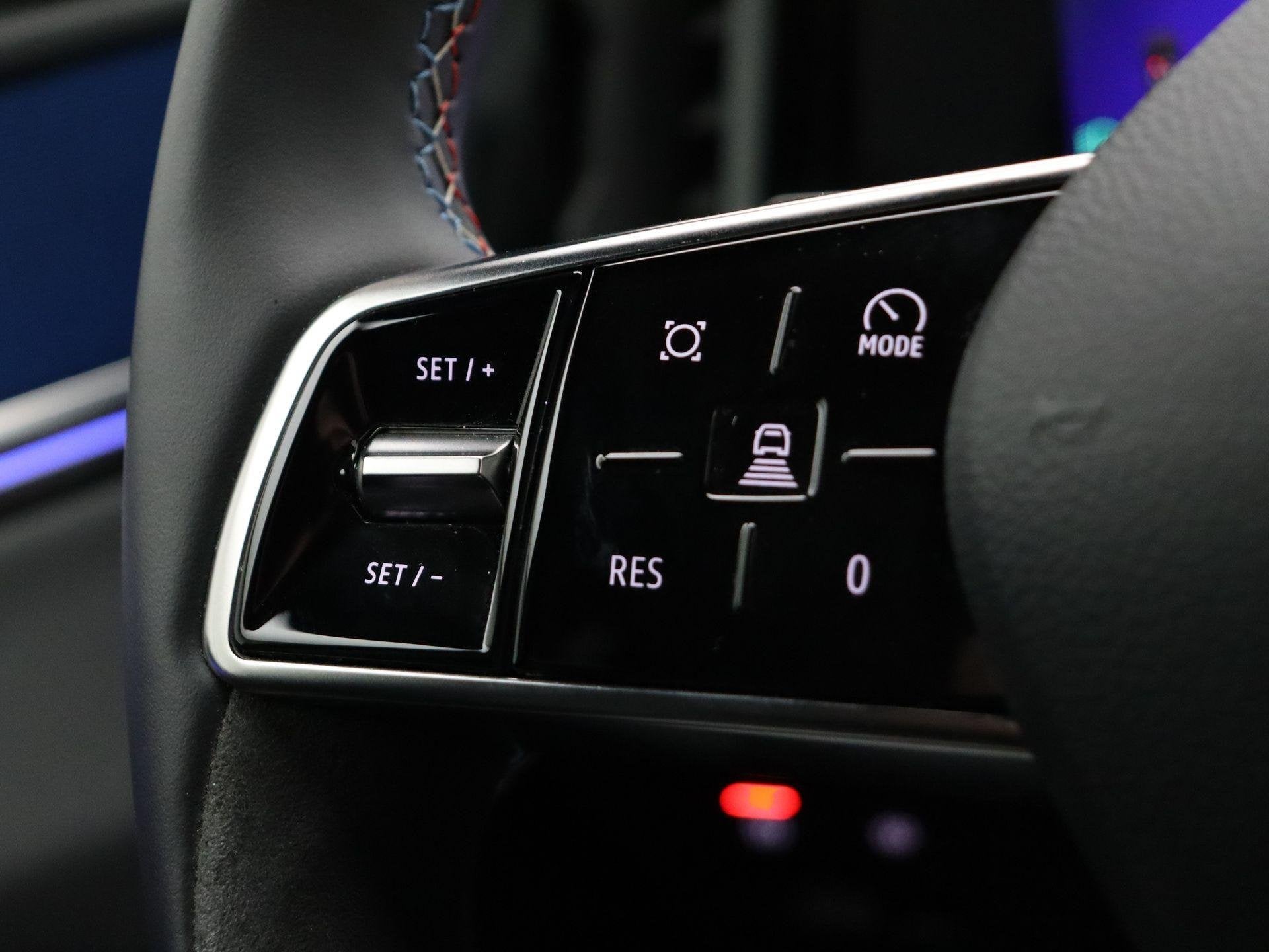 Renault Scenic E-Tech EV87 long range esprit Alpine | Vijf j, Auto's, Dealer onderhouden, Leder en Stof, Wit, 625 km