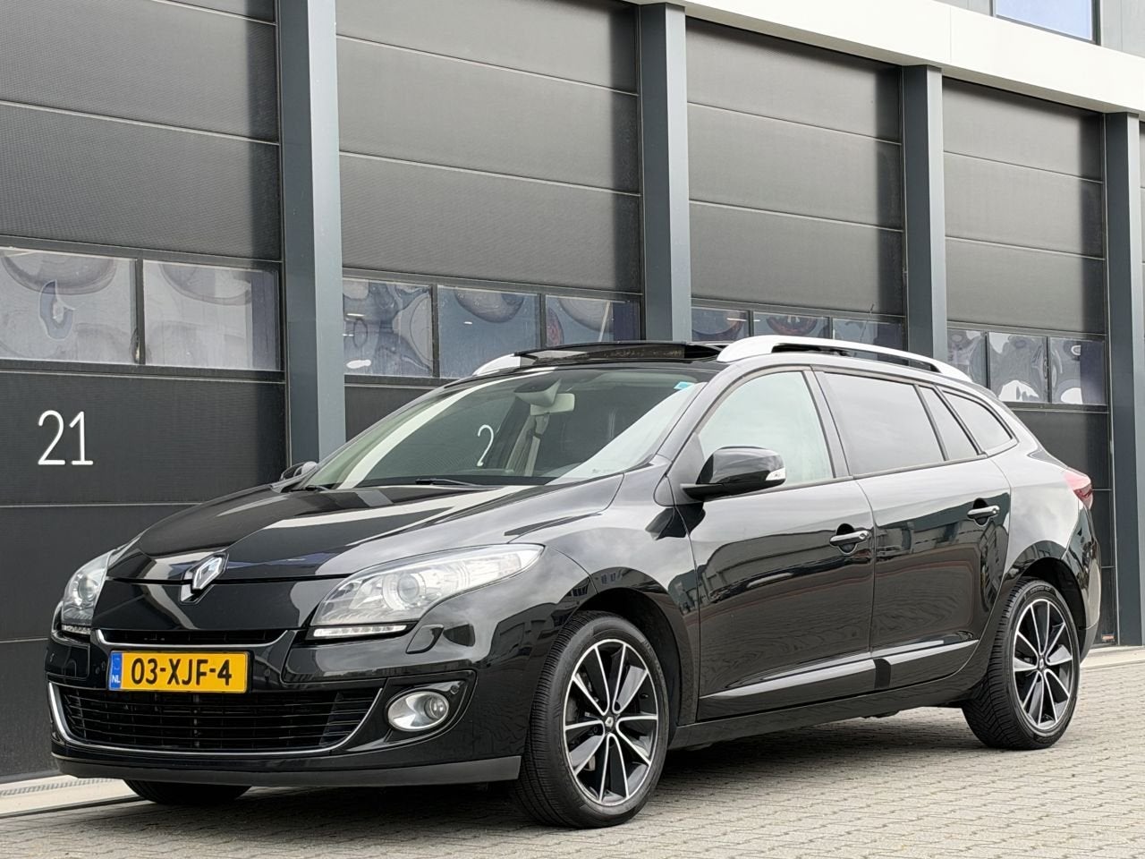 Renault Mégane 1.5 dCi Bose Pano Clima Camera (bj 2012), Auto's, 680 kg, 1264 kg, Zwart, Origineel Nederlands