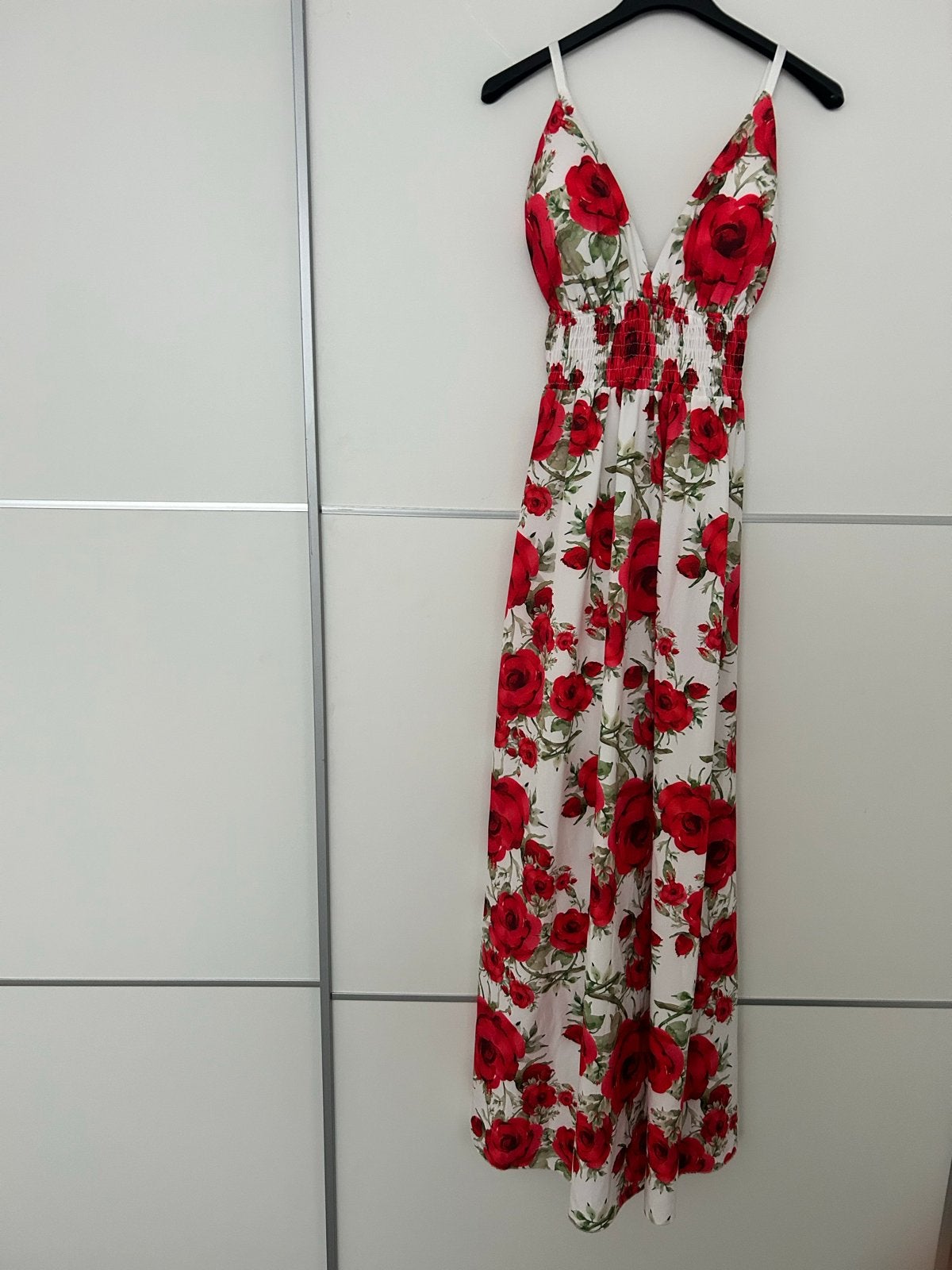Maxi jurk met rozenprint - Nieuwe collectie, Maat 38/40 (M), Wit, Nieuw, Ophalen of Verzenden