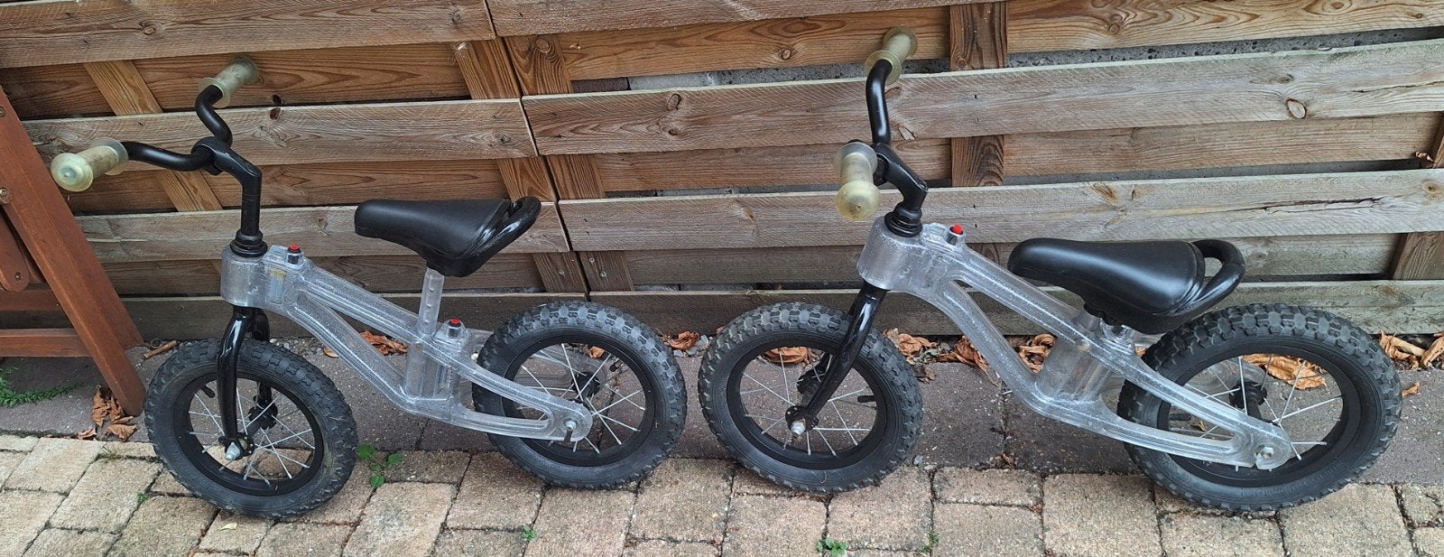 2 Loopfietsjes Loekie Sparkling met LED verlichting, Ophalen, Loopfiets