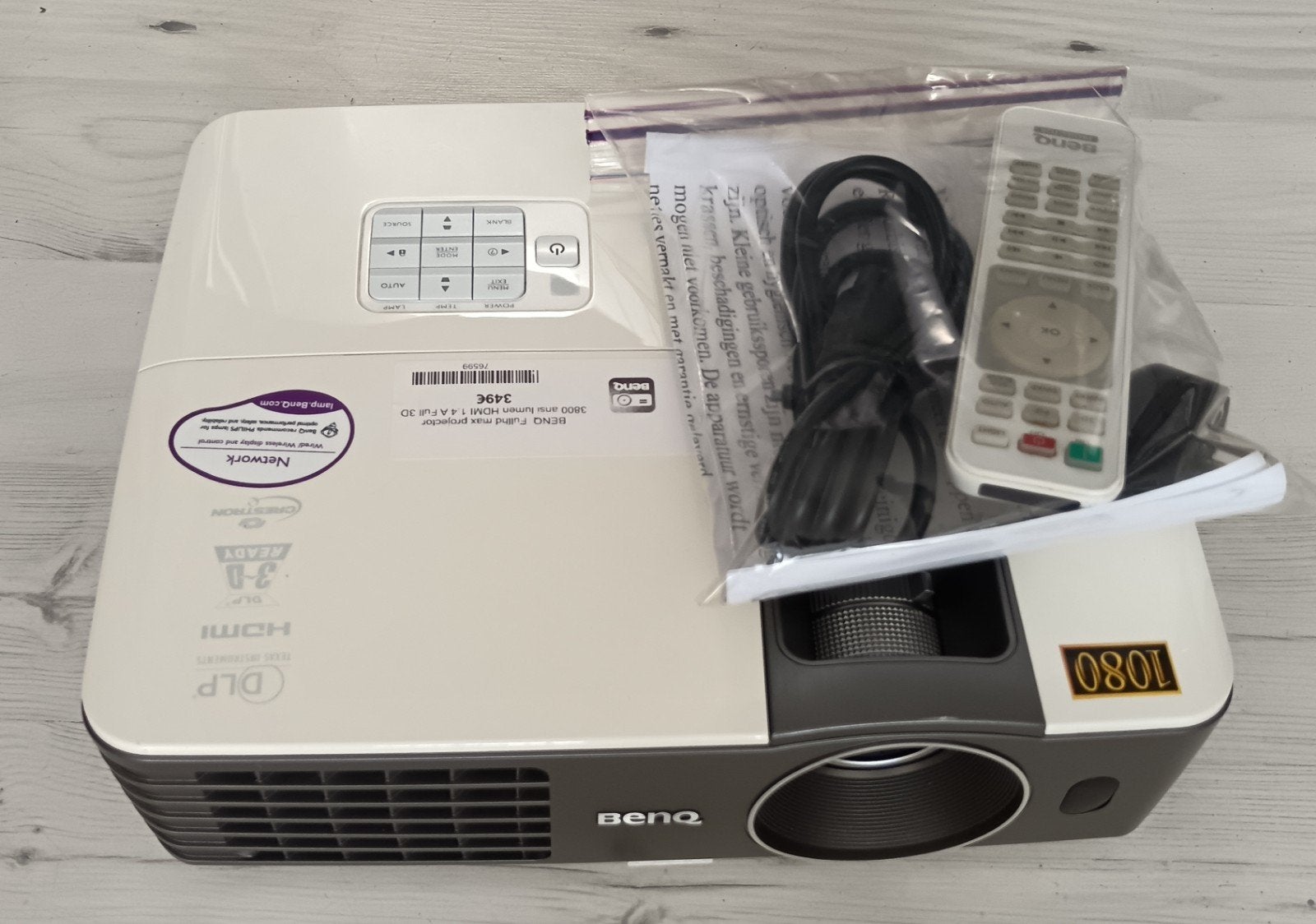benq hd beamer ,3800 ansilumen,HDM,nieuwe lamp en dmd chipI, Refurbished, Ophalen of Verzenden, DLP, Full HD (1080)