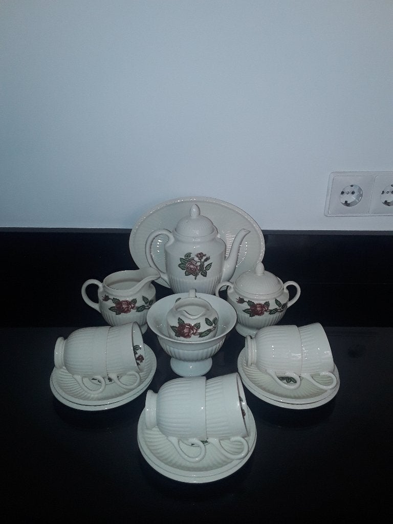 Wedgwood Moss rose mokkaservies en bijbehorende delen, Verzenden