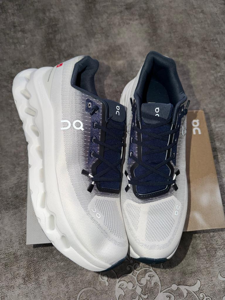 On Running Cloudmonster 2 - Nieuw in doos, Ophalen of Verzenden, Nieuw, Wit, Sneakers of Gympen