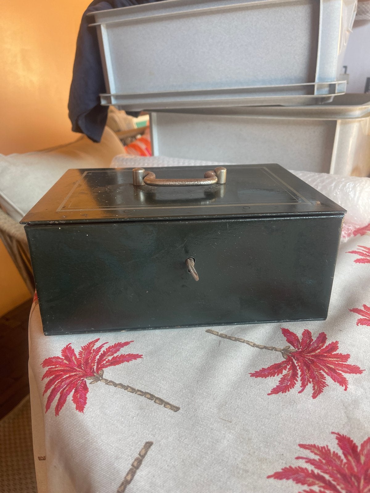 Vintage metalen geldkistje - 25,5x19cm, Ophalen, Vintage, Metaal, Gebruikt