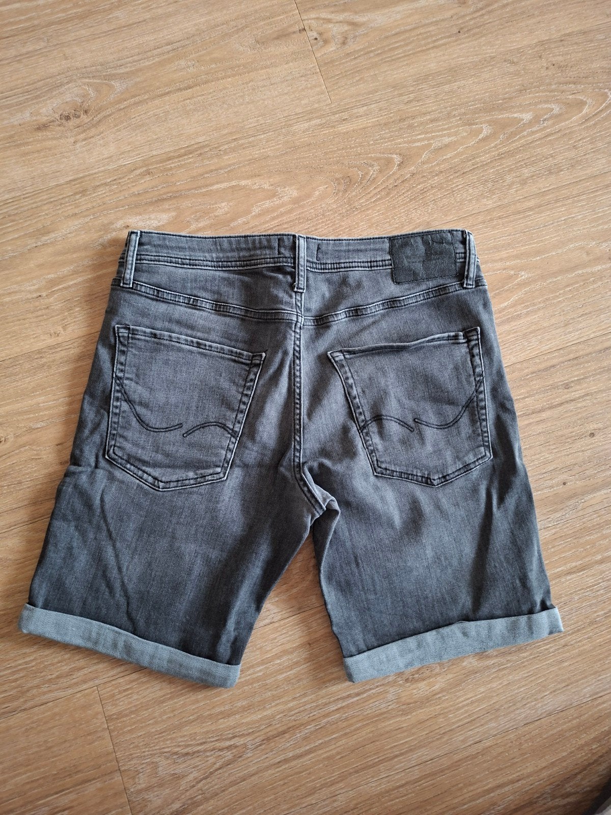 Jack & Jones Regular Fit korte spijkerbroek Maat M, Blauw, Ophalen of Verzenden, Zo goed als nieuw, W33 - W34 (confectie 48/50)
