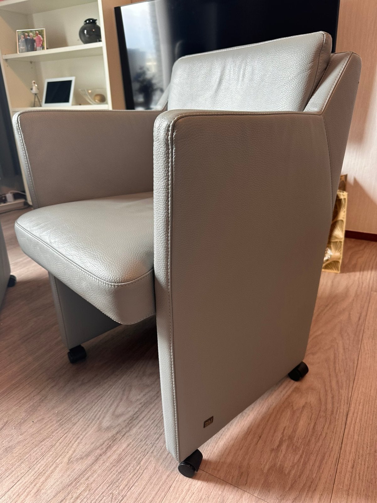 Rolf Benz eetkamerstoelen - leer - wieltjes - vier, Ophalen, Gebruikt, Design, Leer
