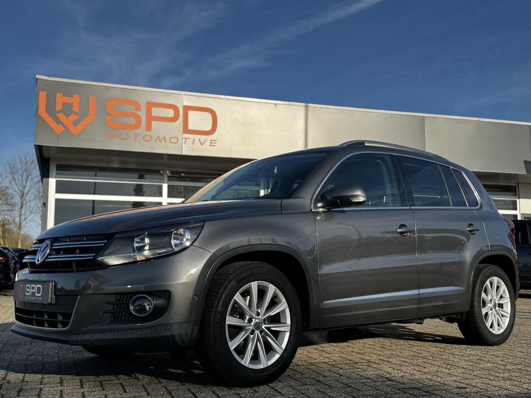 Volkswagen Tiguan 1.4 TSI Sport&Style|Navi|Clima|PDC|Cruise, Auto's, Voorwielaandrijving, 125 pk, Gebruikt, 4 cilinders
