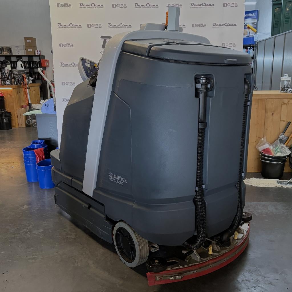 Nilfisk SC6000 ecoflex opzitschrobmachine, Gebruikt, Schrobmachine, Nilfisk, Ophalen of Verzenden