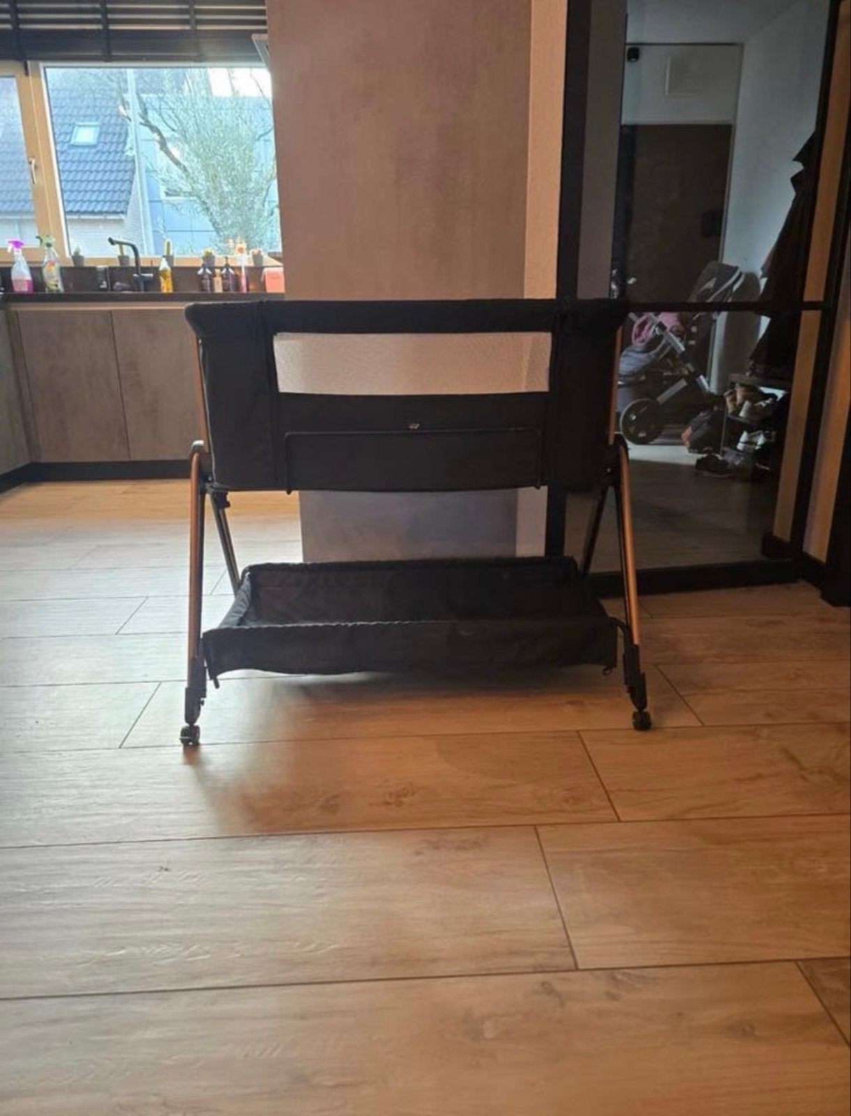 Puck Claire Co-Sleeper - Zwart / Goud, Ophalen, Zo goed als nieuw, Wieg