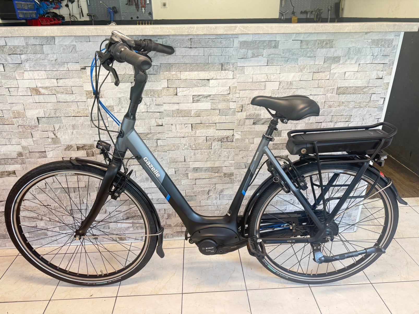 E- Bike Gazelle Orang 310C. D57cm. Bosch Active Line Plus.