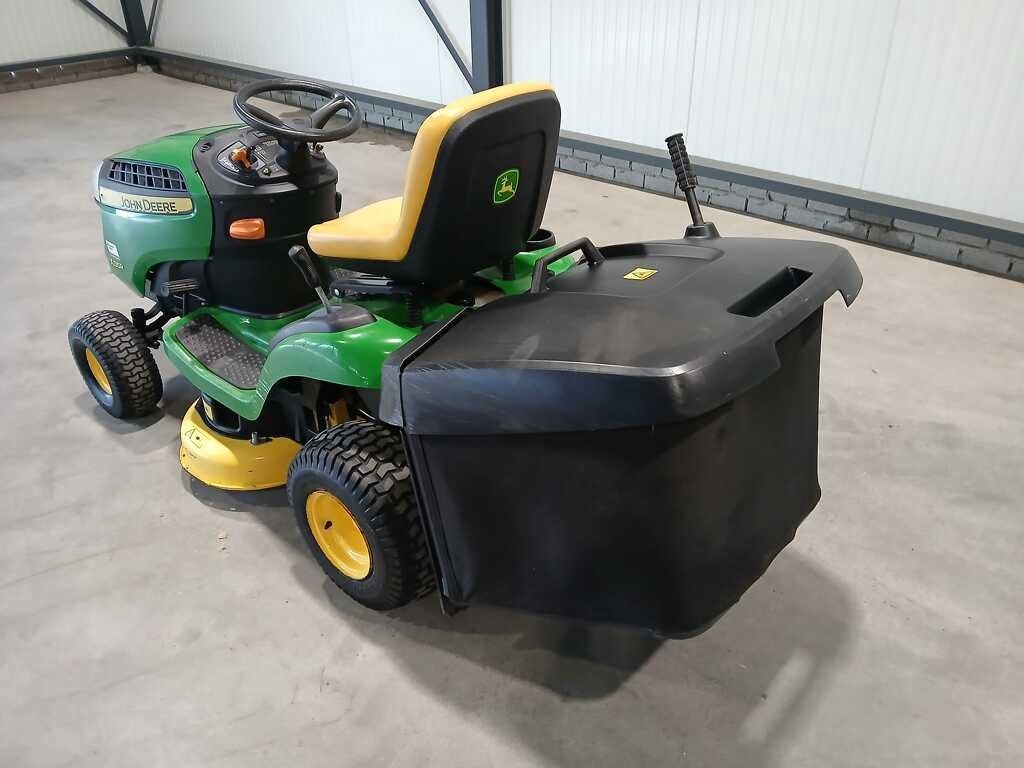 John Deere zitmaaier, Tuin en Terras, Zitmaaiers, John Deere, JDFCustomerSupport@JohnDeere.com, John-Deere-Strasse 169190
Walldorf, DE