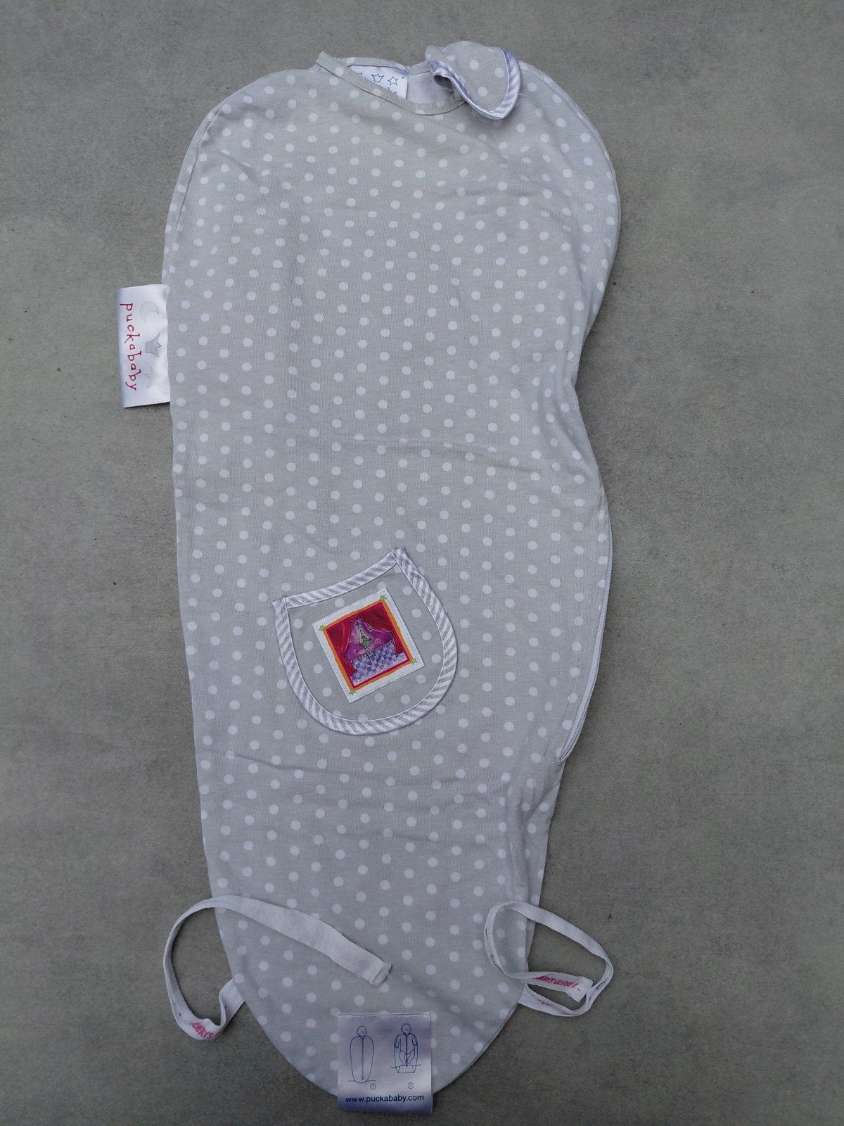 Puckababy Piep Inbakerslaapzak 0-3M Grijs Stippen, Kinderen en Baby's, Dekens, Slaapzakjes en Inbakerproducten, Ophalen of Verzenden