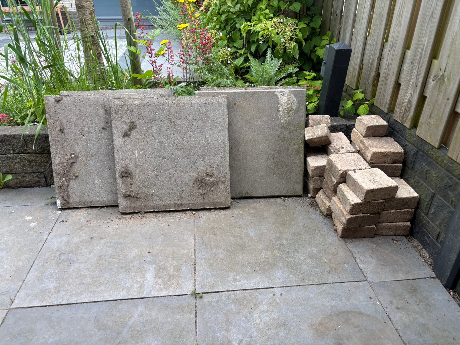 Gratis op te halen, Ophalen, Zo goed als nieuw, Beton, Klinkers