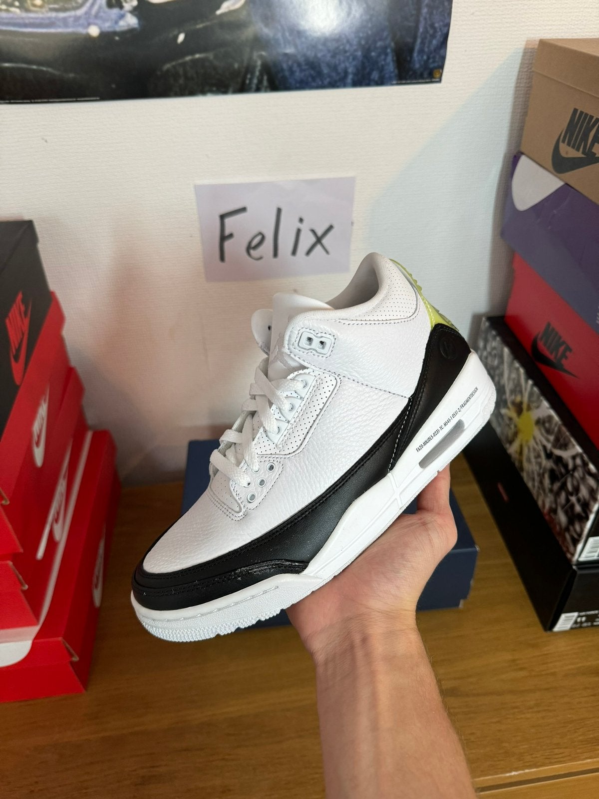 Nike Jordan 3 retro Fragment maat 41, Ophalen of Verzenden, Zo goed als nieuw, Wit