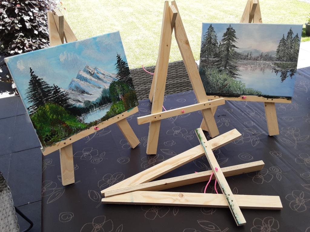 10 Tafel schildersezels,  familie activiteit 1x gebruikt, Ophalen of Verzenden, Zo goed als nieuw, Ezel