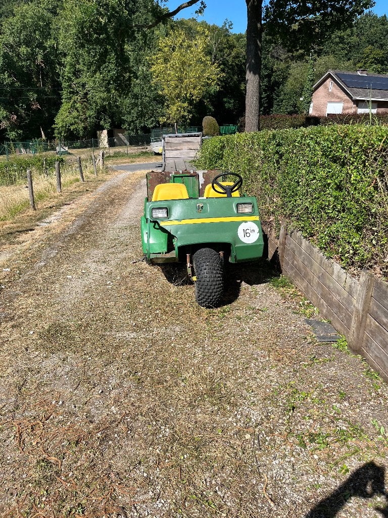 John Deere AMT 626, Ophalen, Voertuig of Aanhanger